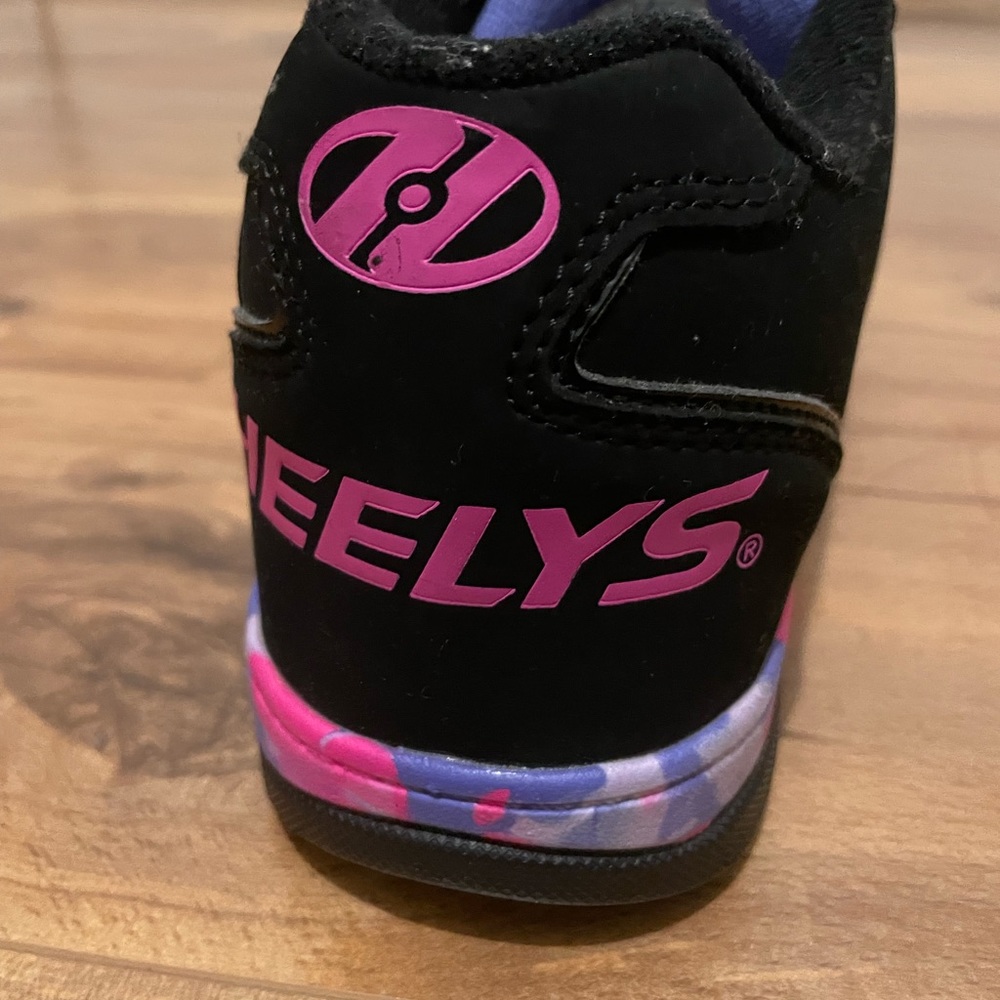 Heelys - Picture 3 of 3